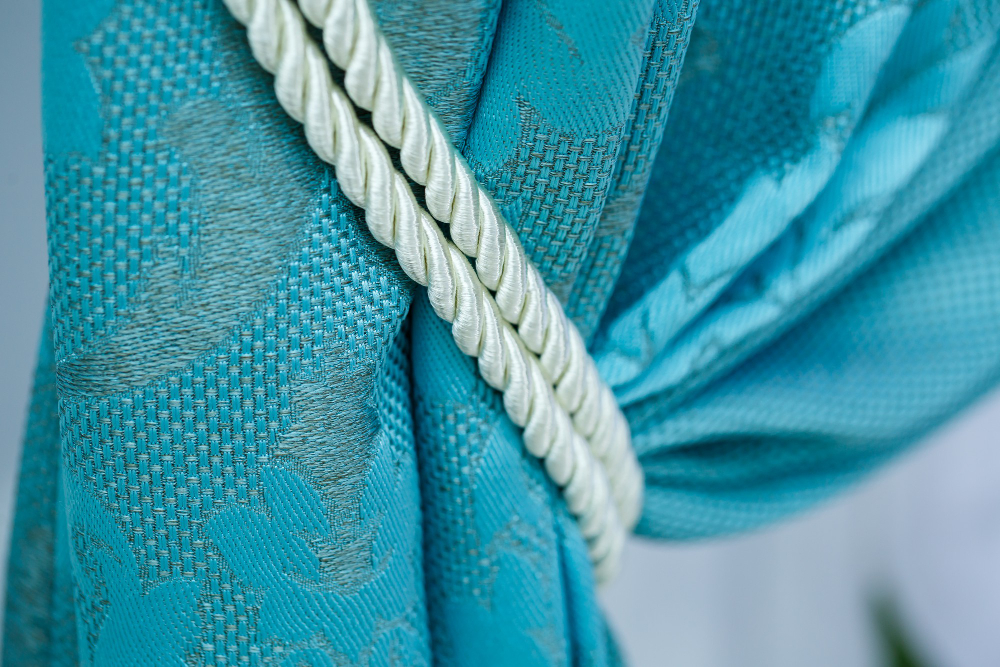 Guide pour sélectionner des rideaux inspirés de la mer pour une décoration estivale et apaisante